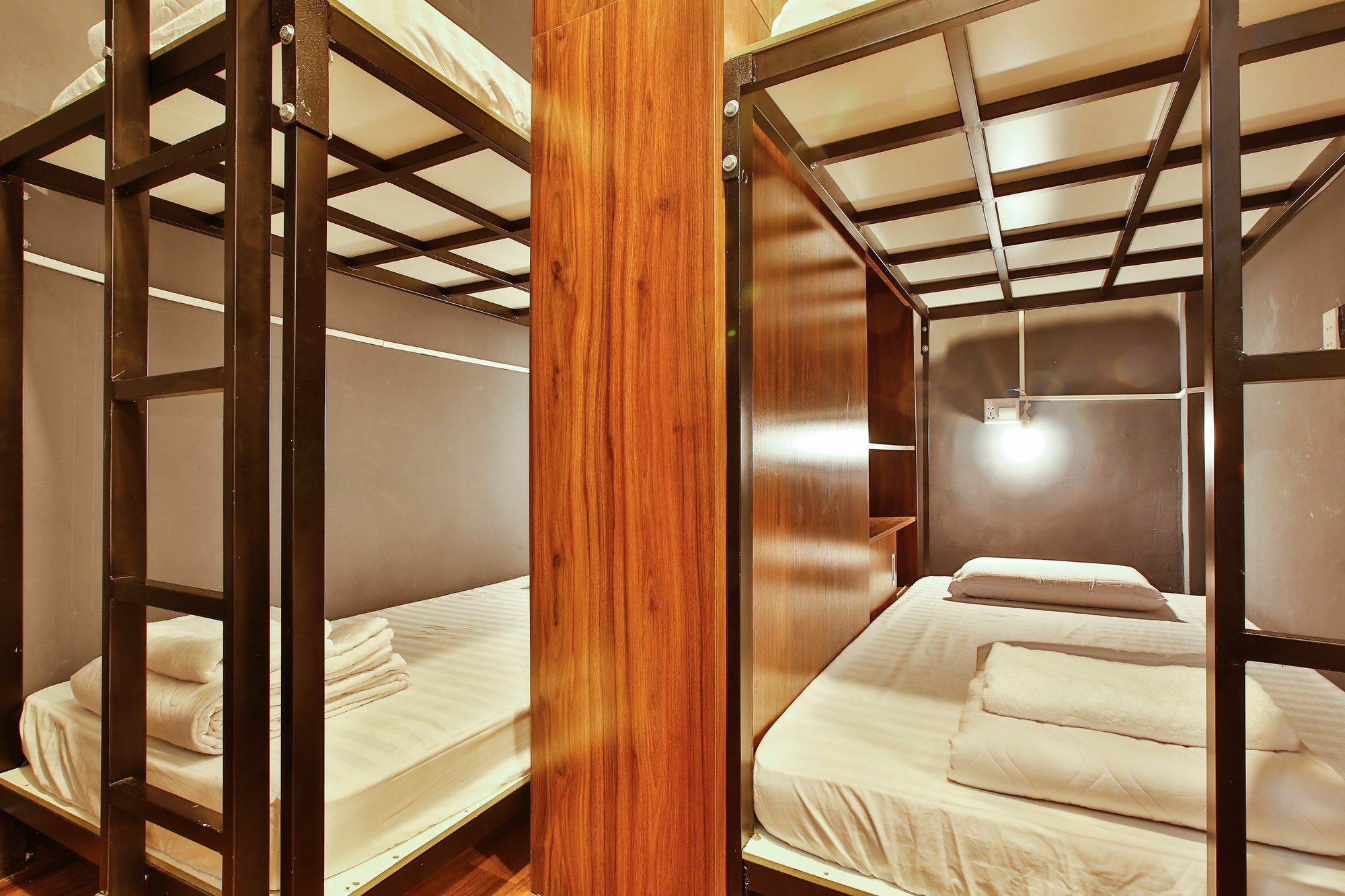 Bff Saigon Hostel Хошимин Екстериор снимка